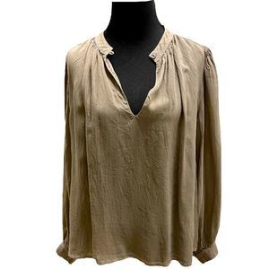 Maven West Long Sleeve Keyhole Top! NWOT